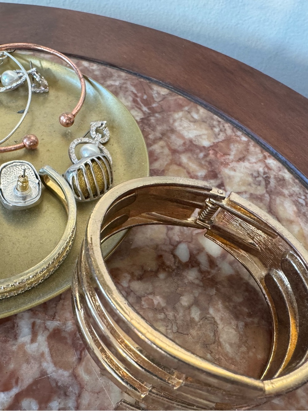 Gold Butterfly Earring and Bracelet Bundle - Picture 9 of 10